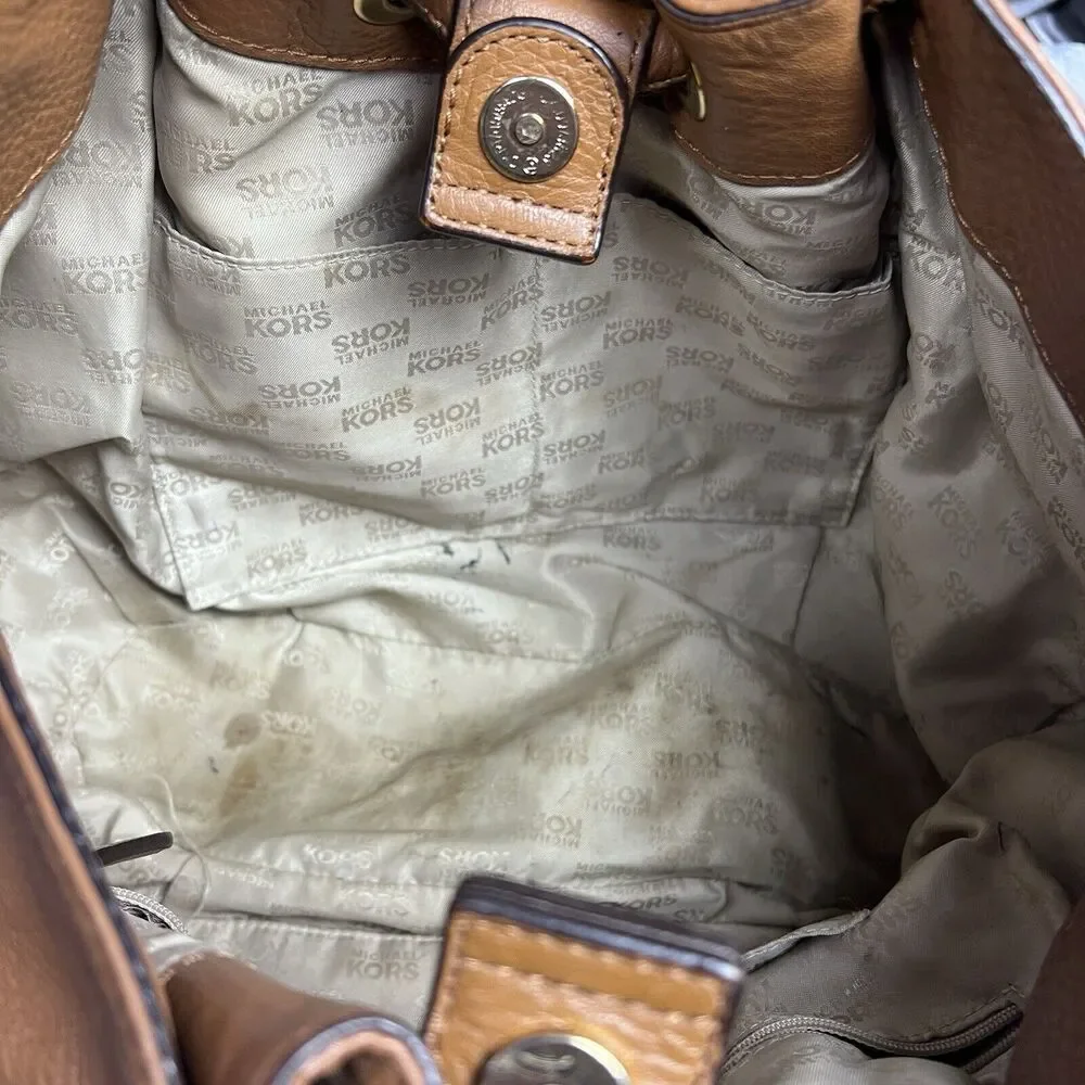 Michael Kors Astor Ring Handbag Camel Brown Tassel MK Purse Pebbled Leather Hobo